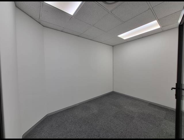 677M² OFFICE TO LET IN SANDTON CENTRAL
